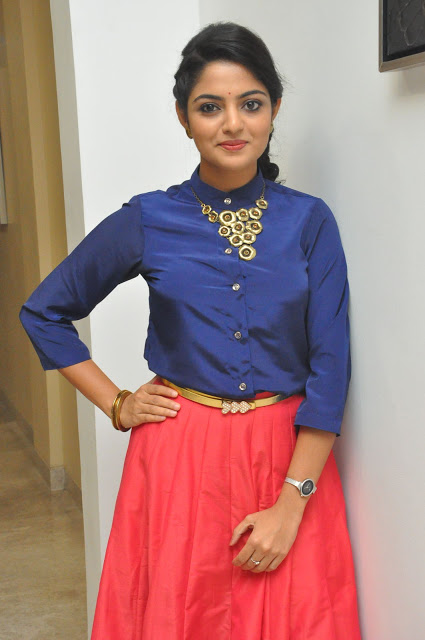 Tamil Actress Nikki Vimal Photo Gallery 3